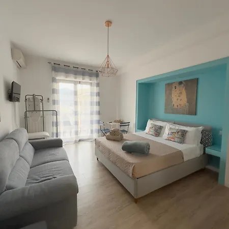 Casa Del Corso לינה וארוחת בוקר